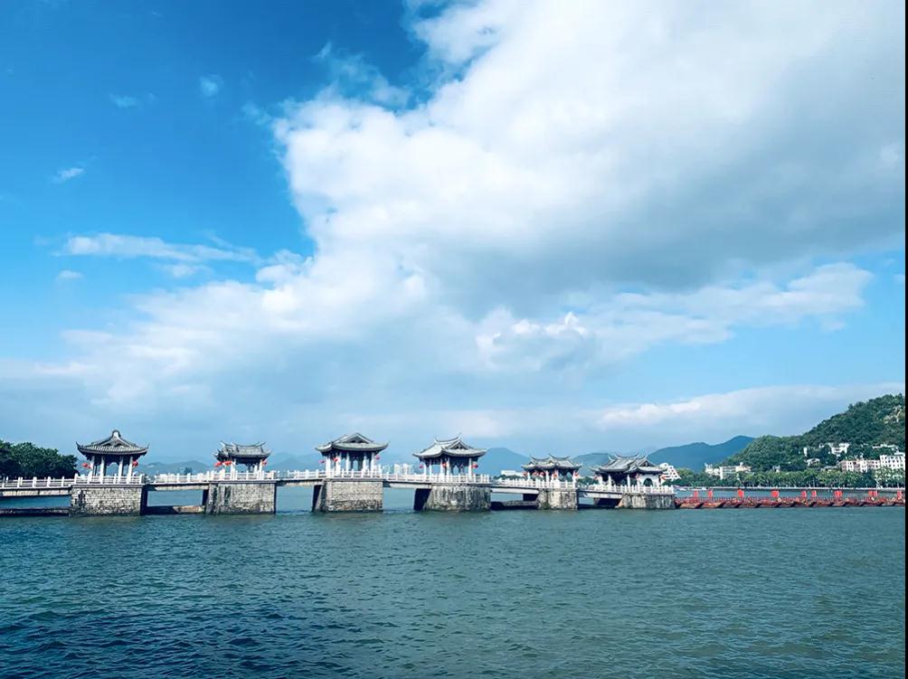 巖星特刊 | 粵東第一行，習(xí)大大為何踏訪這座古城插圖